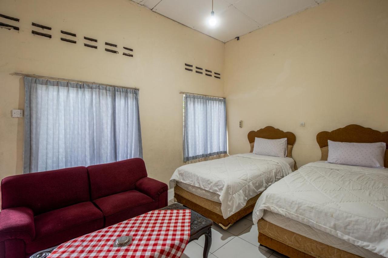 Hotel Jogja בוקיטינגי מראה חיצוני תמונה