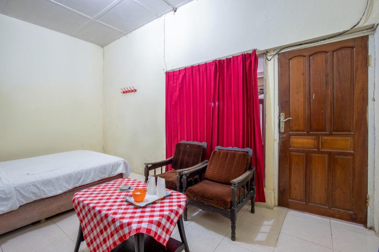 Hotel Jogja בוקיטינגי מראה חיצוני תמונה