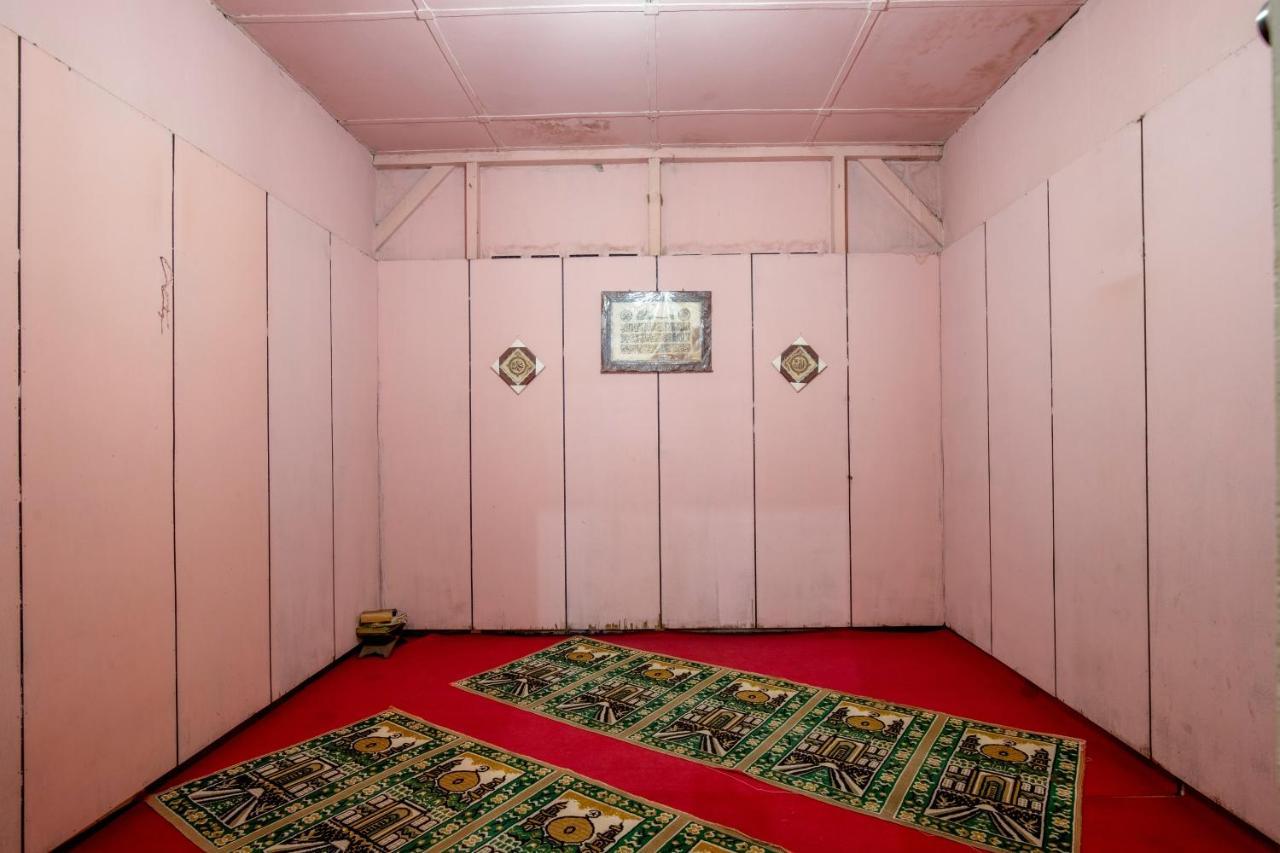 Hotel Jogja בוקיטינגי מראה חיצוני תמונה