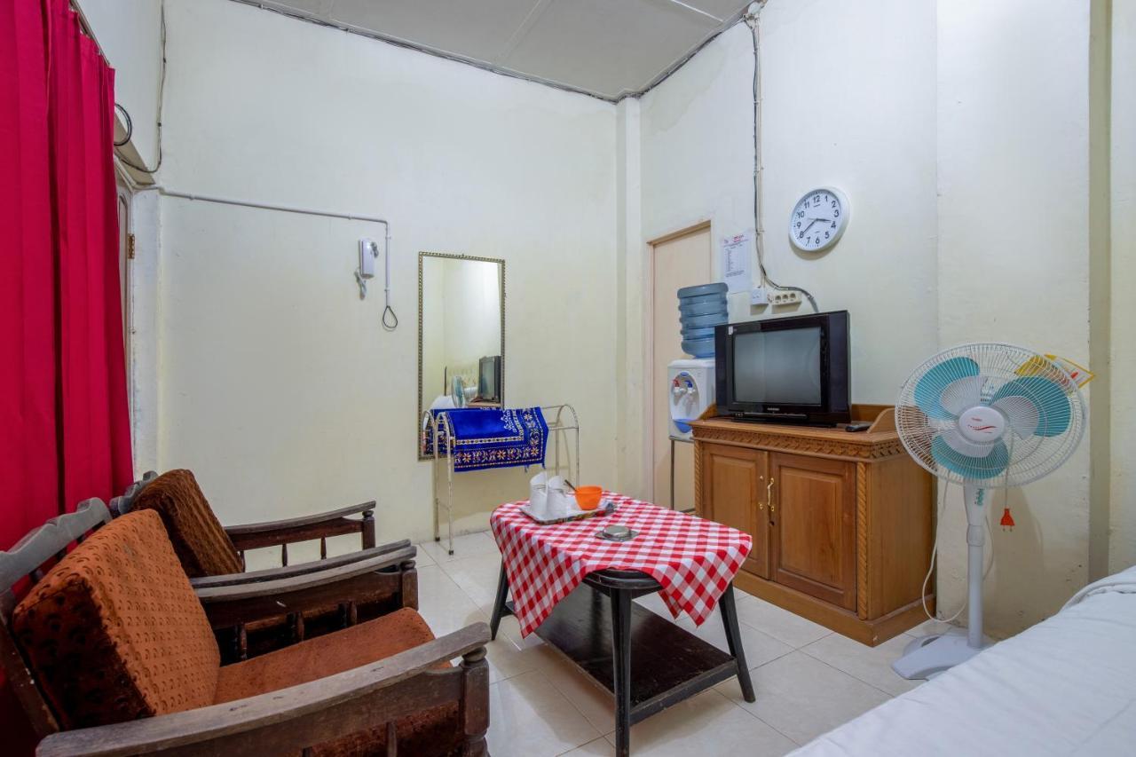 Hotel Jogja בוקיטינגי מראה חיצוני תמונה