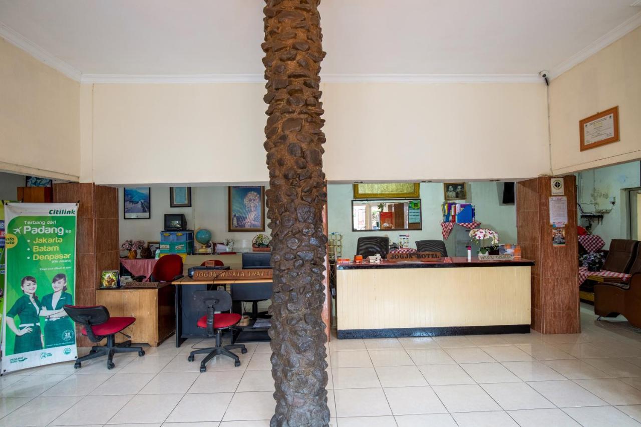 Hotel Jogja בוקיטינגי מראה חיצוני תמונה