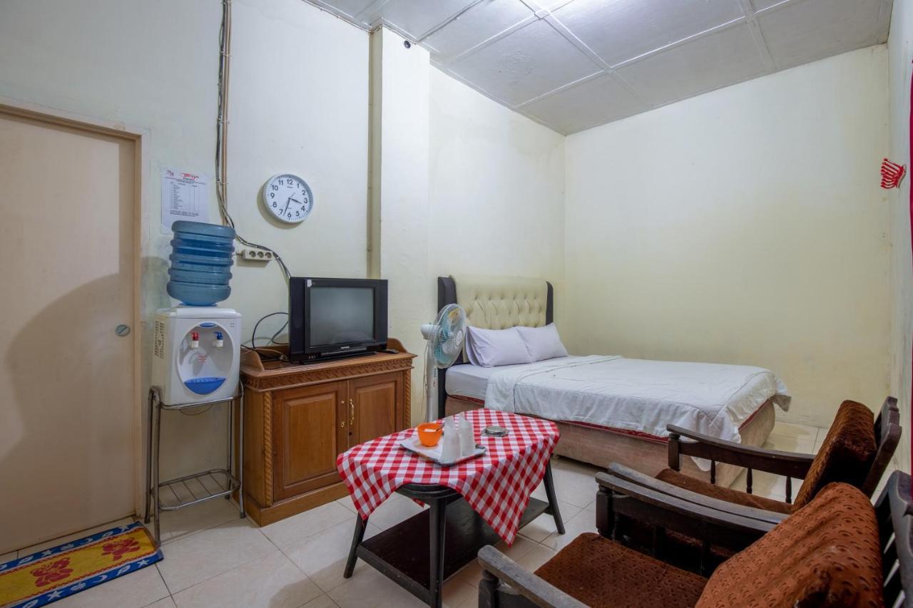 Hotel Jogja בוקיטינגי מראה חיצוני תמונה