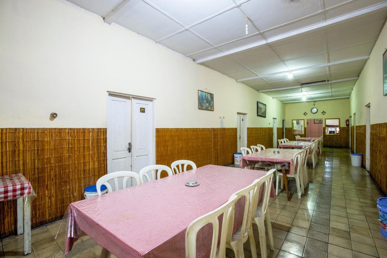 Hotel Jogja בוקיטינגי מראה חיצוני תמונה